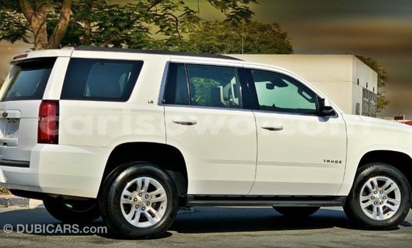 Sayi Imported Chevrolet Tahoe White Mota in Import - Dubai a Benin Sayi Imported Chevrolet Tahoe White Mota in Import - Dubai a Benin