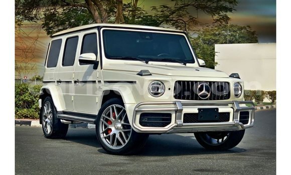 Acheter Import Voiture Mercedes-Benz 190 Blanc à Import - Dubai, Benin