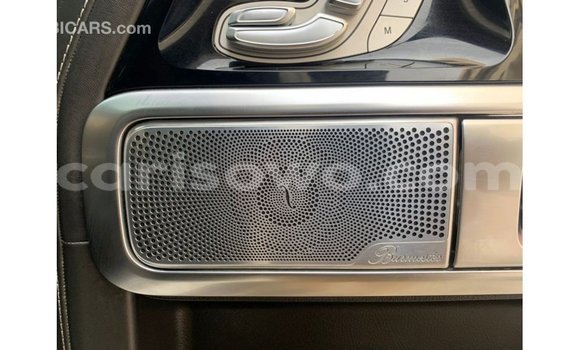 Sayi Imported Mercedes-Benz 190 White Mota in Import - Dubai a Benin Sayi Imported Mercedes-Benz 190 White Mota in Import - Dubai a Benin