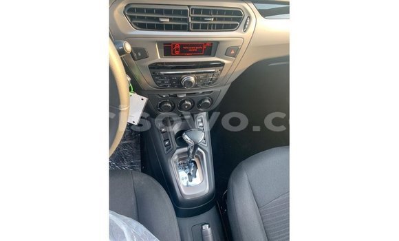 Sayi Imported Peugeot 301 White Mota in Import - Dubai a Benin Sayi Imported Peugeot 301 White Mota in Import - Dubai a Benin