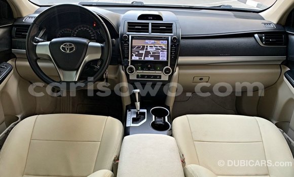 Sayi Imported Toyota Camry White Mota in Import - Dubai a Benin Sayi Imported Toyota Camry White Mota in Import - Dubai a Benin