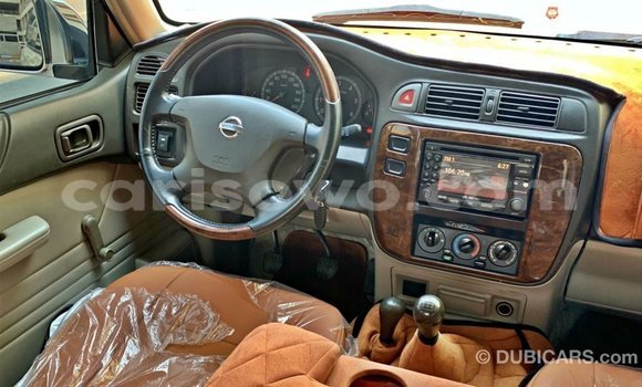 Acheter Import Voiture Nissan Patrol Beige à Import - Dubai, Benin Acheter Import Voiture Nissan Patrol Beige à Import - Dubai, Benin