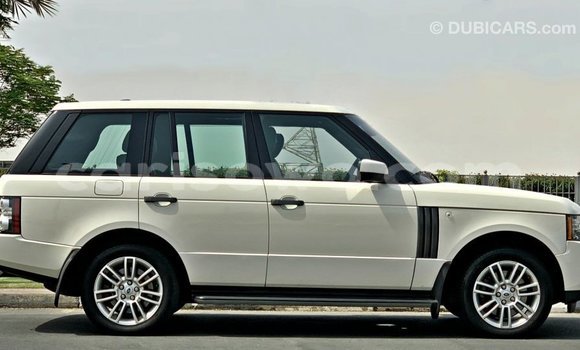 Sayi Imported Land Rover Range Rover White Mota in Import - Dubai a Benin Sayi Imported Land Rover Range Rover White Mota in Import - Dubai a Benin