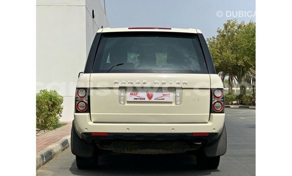 Sayi Imported Land Rover Range Rover White Mota in Import - Dubai a Benin Sayi Imported Land Rover Range Rover White Mota in Import - Dubai a Benin