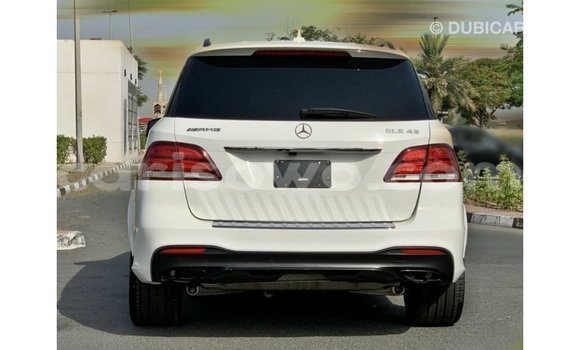 Sayi Imported Mercedes-Benz GLE White Mota in Import - Dubai a Benin Sayi Imported Mercedes-Benz GLE White Mota in Import - Dubai a Benin