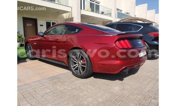 Acheter Import Voiture Ford Mustang Rouge à Import - Dubai, Benin Acheter Import Voiture Ford Mustang Rouge à Import - Dubai, Benin