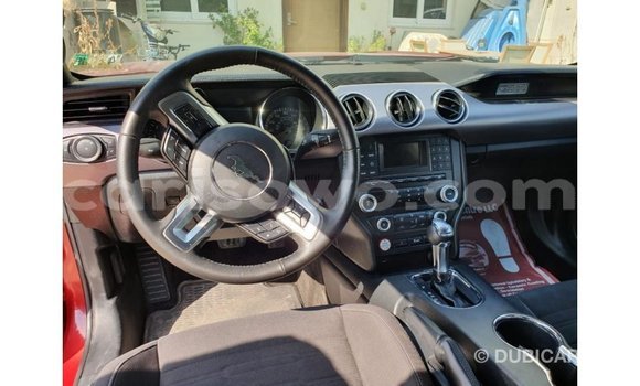 Acheter Import Voiture Ford Mustang Rouge à Import - Dubai, Benin Acheter Import Voiture Ford Mustang Rouge à Import - Dubai, Benin