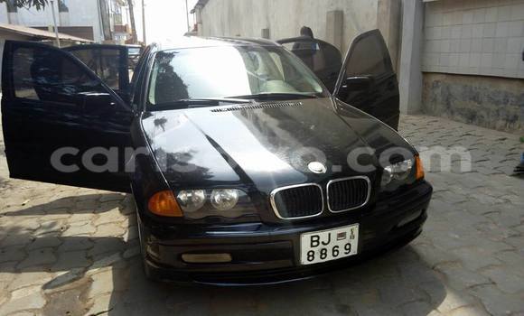 Buy Used BMW 3–Series Black Car in Savalou in Benign Buy Used BMW 3–Series Black Car in Savalou in Benign