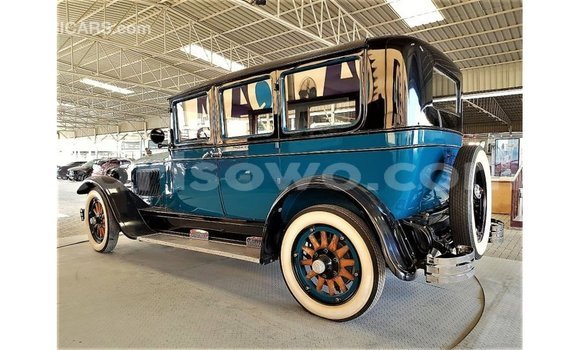 Acheter Import Voiture Buick Electra Bleu à Import - Dubai, Benin Acheter Import Voiture Buick Electra Bleu à Import - Dubai, Benin