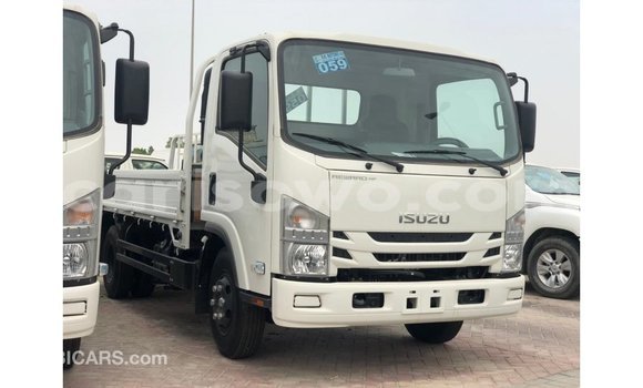 Ra Imported Isuzu FTR 850 funfun Ọkọ̀ akẹ́rù ńlá in Import - Dubai ni Benin Ra Imported Isuzu FTR 850 funfun Ọkọ̀ akẹ́rù ńlá in Import - Dubai ni Benin