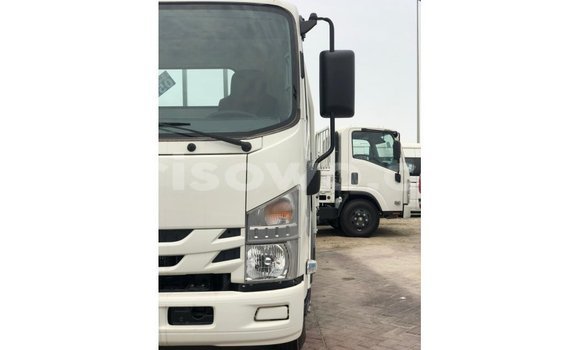 Ra Imported Isuzu FTR 850 funfun Ọkọ̀ akẹ́rù ńlá in Import - Dubai ni Benin Ra Imported Isuzu FTR 850 funfun Ọkọ̀ akẹ́rù ńlá in Import - Dubai ni Benin