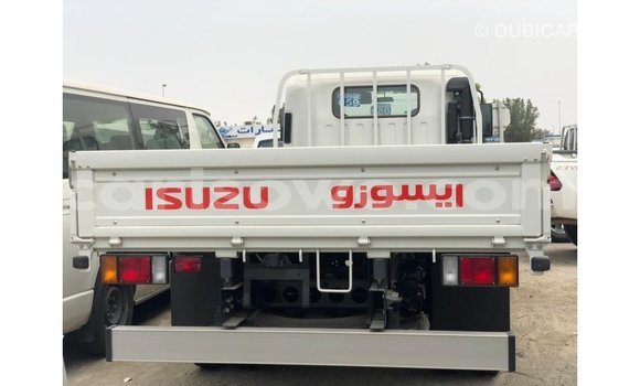 Ra Imported Isuzu FTR 850 funfun Ọkọ̀ akẹ́rù ńlá in Import - Dubai ni Benin Ra Imported Isuzu FTR 850 funfun Ọkọ̀ akẹ́rù ńlá in Import - Dubai ni Benin
