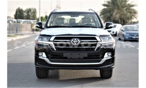 Sayi Imported Toyota Land Cruiser Black Mota in Import - Dubai a Benin