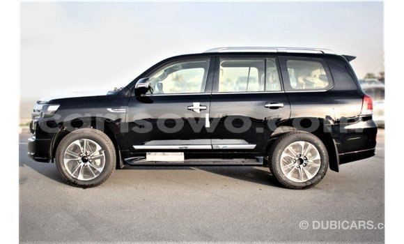 Sayi Imported Toyota Land Cruiser Black Mota in Import - Dubai a Benin Sayi Imported Toyota Land Cruiser Black Mota in Import - Dubai a Benin