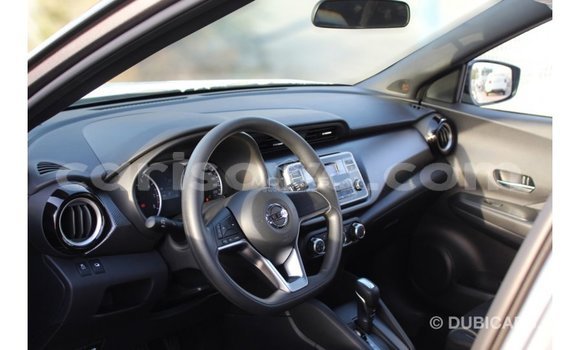 Buy Import Nissan Evalia Other Truck in Import - Dubai in Benign Buy Import Nissan Evalia Other Truck in Import - Dubai in Benign