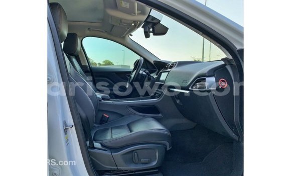 Acheter Import Voiture Jaguar F-Pace Blanc à Import - Dubai, Benin Acheter Import Voiture Jaguar F-Pace Blanc à Import - Dubai, Benin