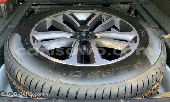 Acheter Import Voiture Jaguar F-Pace Blanc à Import - Dubai, Benin Acheter Import Voiture Jaguar F-Pace Blanc à Import - Dubai, Benin