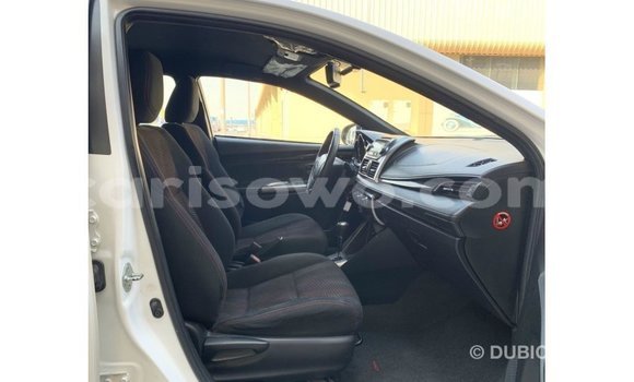 Sayi Imported Toyota Yaris White Mota in Import - Dubai a Benin Sayi Imported Toyota Yaris White Mota in Import - Dubai a Benin