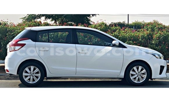 Sayi Imported Toyota Yaris White Mota in Import - Dubai a Benin Sayi Imported Toyota Yaris White Mota in Import - Dubai a Benin