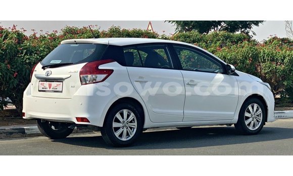 Sayi Imported Toyota Yaris White Mota in Import - Dubai a Benin Sayi Imported Toyota Yaris White Mota in Import - Dubai a Benin