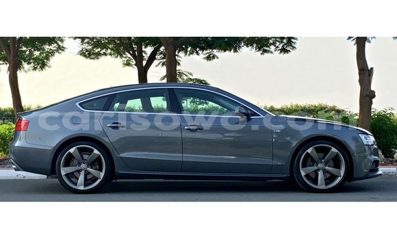 Sayi Imported Audi 100 Sauran Mota in Import - Dubai a Benin Sayi Imported Audi 100 Sauran Mota in Import - Dubai a Benin