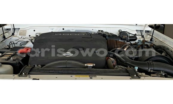 Sayi Imported Nissan Patrol White Mota in Import - Dubai a Benin Sayi Imported Nissan Patrol White Mota in Import - Dubai a Benin