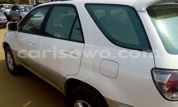 Acheter Neuf Voiture Lexus RX 300 Blanc à Cotonou, Benin Acheter Neuf Voiture Lexus RX 300 Blanc à Cotonou, Benin