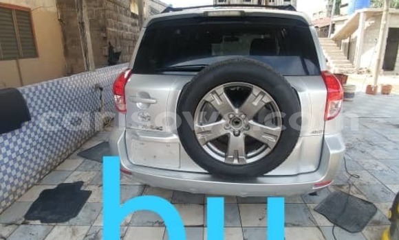 Acheter Neuf Voiture Toyota RAV4 Gris à Cotonou, Benin Acheter Neuf Voiture Toyota RAV4 Gris à Cotonou, Benin