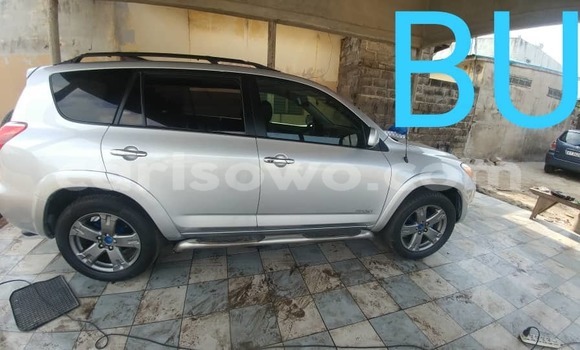 Acheter Neuf Voiture Toyota RAV4 Gris à Cotonou, Benin Acheter Neuf Voiture Toyota RAV4 Gris à Cotonou, Benin