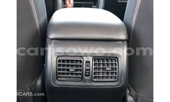 Sayi Imported Toyota Camry White Mota in Import - Dubai a Benin Sayi Imported Toyota Camry White Mota in Import - Dubai a Benin