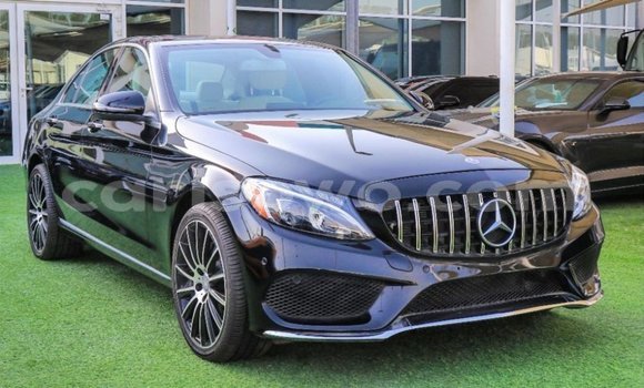 Acheter Import Voiture Mercedes-Benz 600 Noir à Import - Dubai, Benin