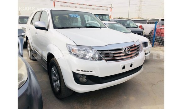 Buy Import Toyota Fortuner White Car in Import - Dubai in Benign Buy Import Toyota Fortuner White Car in Import - Dubai in Benign