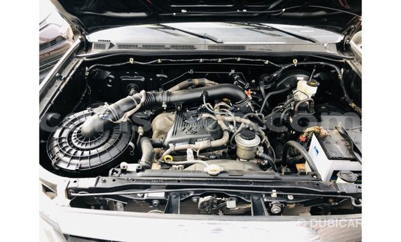 Acheter Import Voiture Toyota Fortuner Noir à Import - Dubai, Benin Acheter Import Voiture Toyota Fortuner Noir à Import - Dubai, Benin