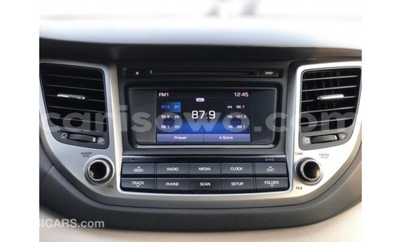 Acheter Import Voiture Hyundai Tucson Noir à Import - Dubai, Benin Acheter Import Voiture Hyundai Tucson Noir à Import - Dubai, Benin