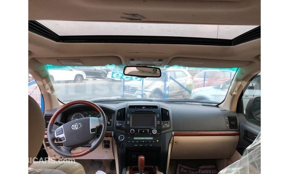 Acheter Import Voiture Toyota Land Cruiser Noir à Import - Dubai, Benin Acheter Import Voiture Toyota Land Cruiser Noir à Import - Dubai, Benin