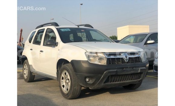 Ra Imported Renault Duster funfun Ọkọ̀ in Import - Dubai ni Benin Ra Imported Renault Duster funfun Ọkọ̀ in Import - Dubai ni Benin