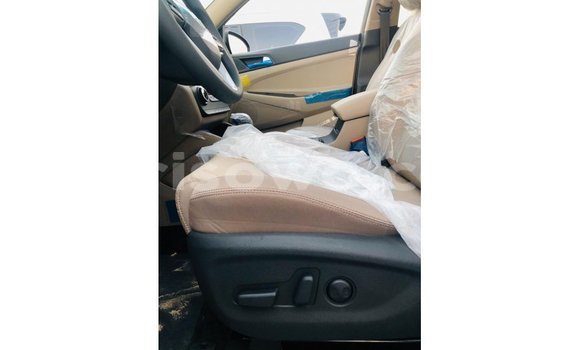 Buy Import Hyundai Tucson Brown Car in Import - Dubai in Benign Buy Import Hyundai Tucson Brown Car in Import - Dubai in Benign