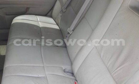 Sayi Na hannu Toyota Avalon Red Mota in Savalou a Benin Sayi Na hannu Toyota Avalon Red Mota in Savalou a Benin