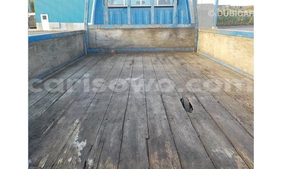 Acheter Import Utilitaire Toyota Dyna Bleu à Import - Dubai, Benin Acheter Import Utilitaire Toyota Dyna Bleu à Import - Dubai, Benin