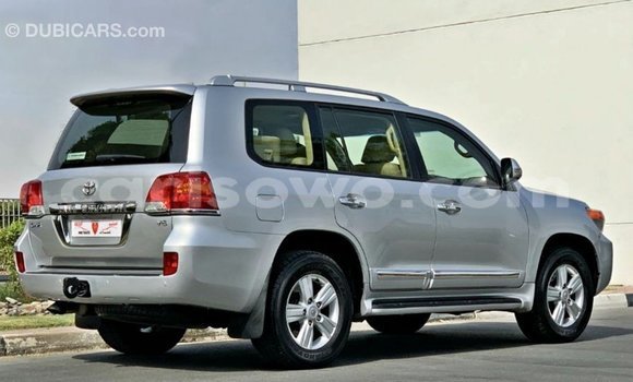 Sayi Imported Toyota Land Cruiser Sauran Mota in Import - Dubai a Benin Sayi Imported Toyota Land Cruiser Sauran Mota in Import - Dubai a Benin