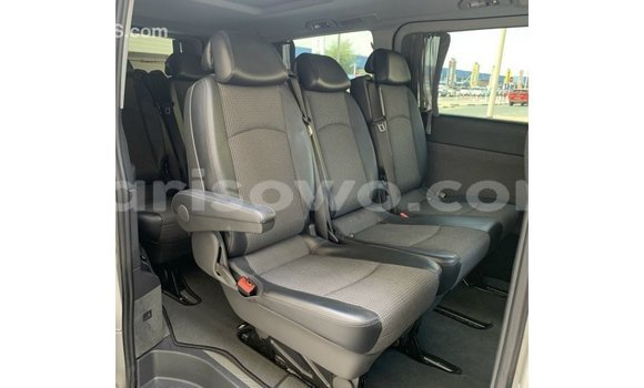 Sayi Imported Mercedes-Benz Viano Sauran Mota in Import - Dubai a Benin Sayi Imported Mercedes-Benz Viano Sauran Mota in Import - Dubai a Benin