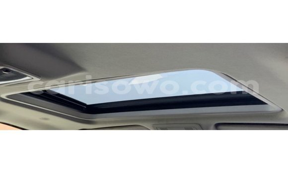 Acheter Import Voiture Chevrolet Suburban Noir à Import - Dubai, Benin Acheter Import Voiture Chevrolet Suburban Noir à Import - Dubai, Benin