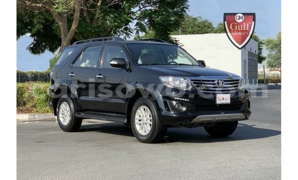 Acheter Import Voiture Toyota Fortuner Noir à Import - Dubai, Benin