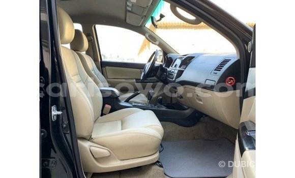 Sayi Imported Toyota Fortuner Black Mota in Import - Dubai a Benin Sayi Imported Toyota Fortuner Black Mota in Import - Dubai a Benin