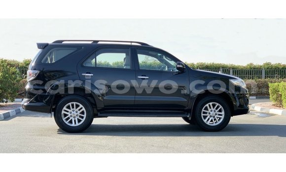 Sayi Imported Toyota Fortuner Black Mota in Import - Dubai a Benin Sayi Imported Toyota Fortuner Black Mota in Import - Dubai a Benin