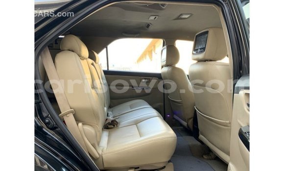 Sayi Imported Toyota Fortuner Black Mota in Import - Dubai a Benin Sayi Imported Toyota Fortuner Black Mota in Import - Dubai a Benin