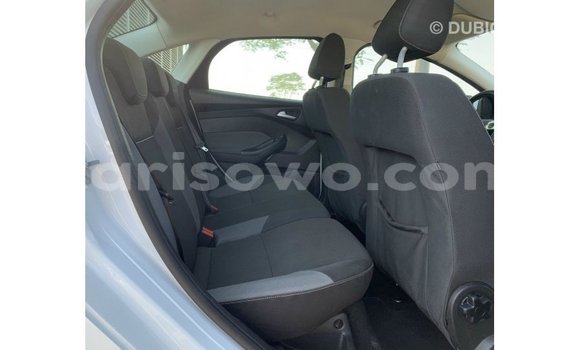 Sayi Imported Ford Focus White Mota in Import - Dubai a Benin Sayi Imported Ford Focus White Mota in Import - Dubai a Benin