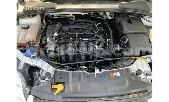 Sayi Imported Ford Focus White Mota in Import - Dubai a Benin Sayi Imported Ford Focus White Mota in Import - Dubai a Benin