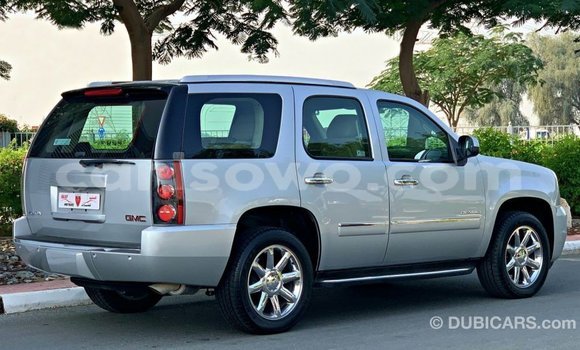 Sayi Imported GMC Yukon Sauran Mota in Import - Dubai a Benin Sayi Imported GMC Yukon Sauran Mota in Import - Dubai a Benin