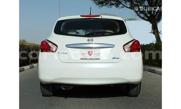 Sayi Imported Nissan Tiida White Mota in Import - Dubai a Benin Sayi Imported Nissan Tiida White Mota in Import - Dubai a Benin